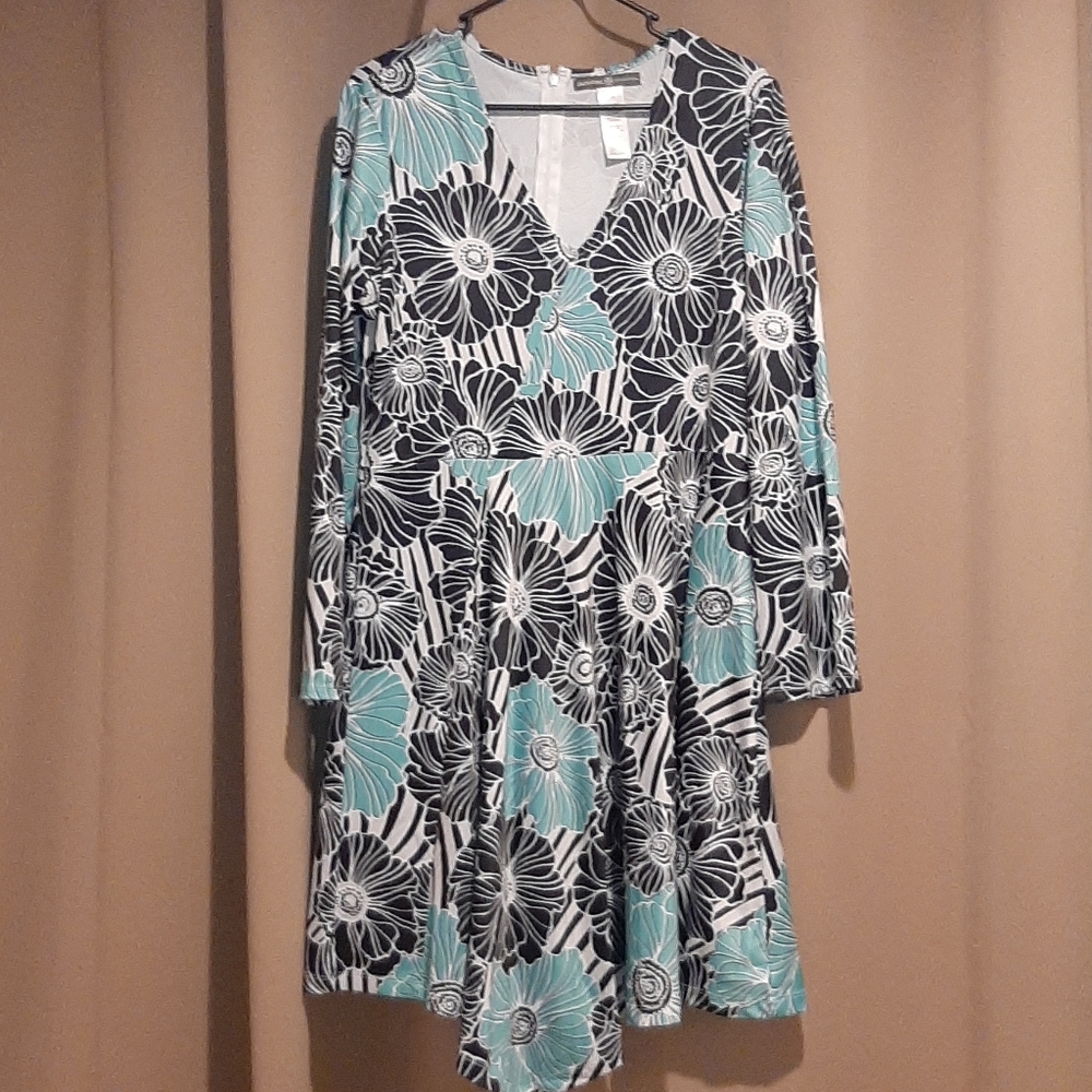 🛍 Signature Collection Dress